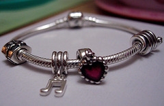 pandora bracelet heart charms